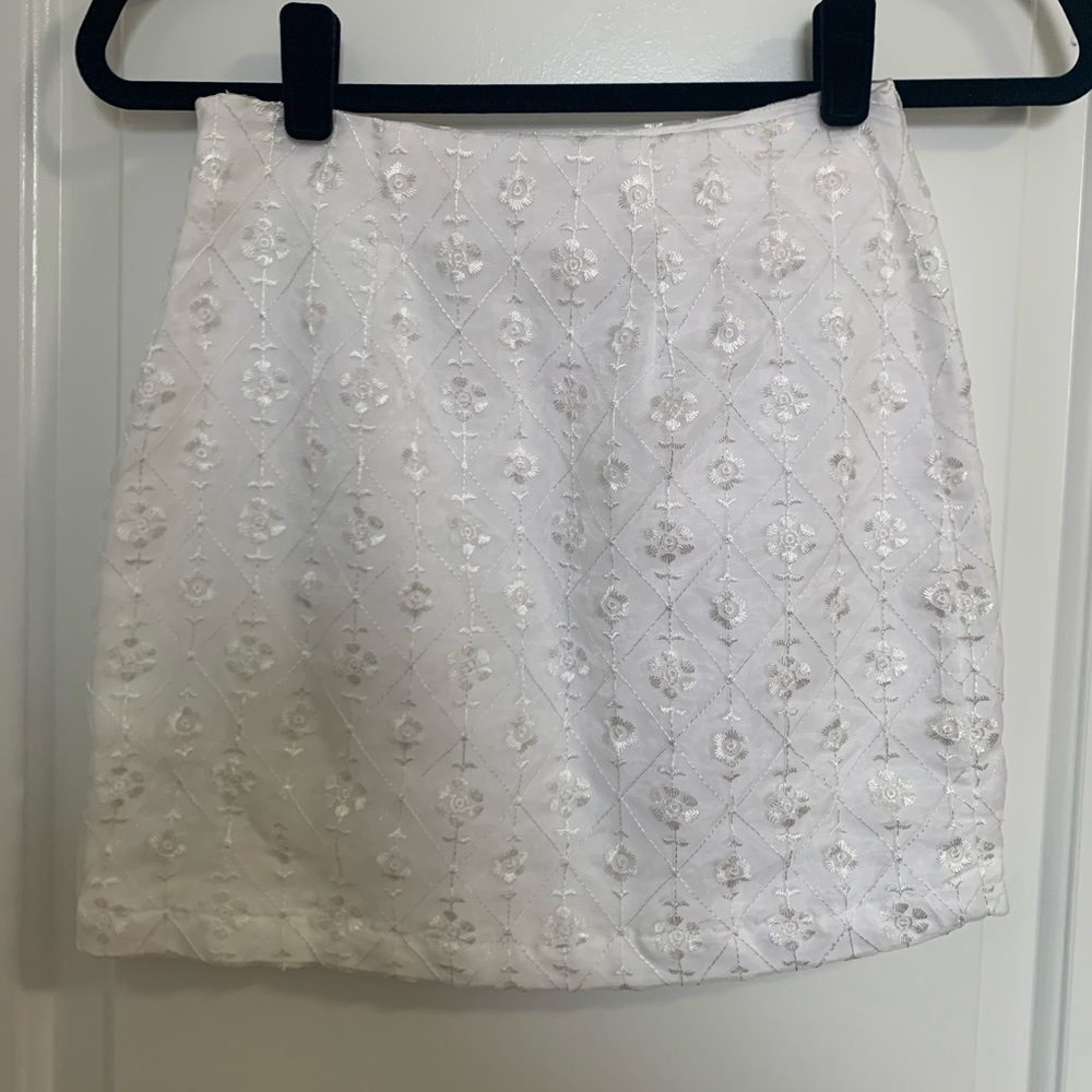 Urban Outfitters White Mini Skirt - Picture 6 of 6